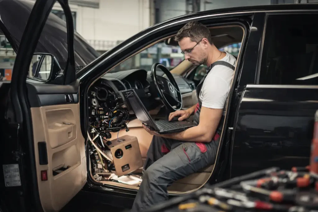 Avcılar yol yardım oto elektrik hizmeti araç arıza tespiti ve mobil onarım işlemi